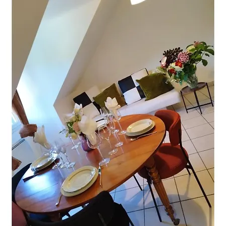 Douillet Appartamento