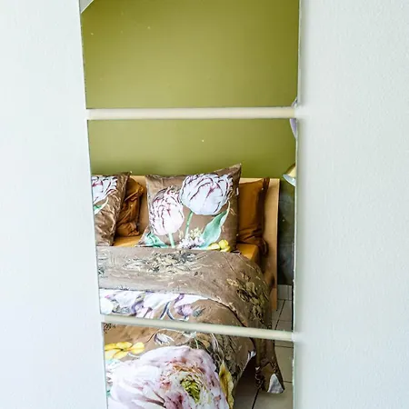 Douillet * Saint-James